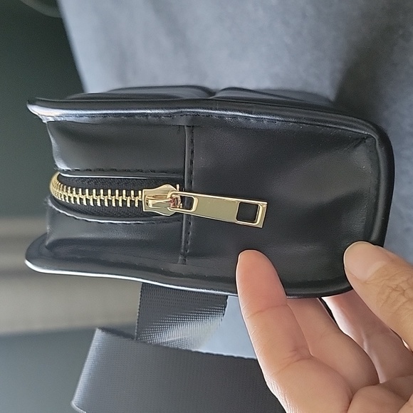 Amanda Uprichard Belt Bag - Picture 4 of 5